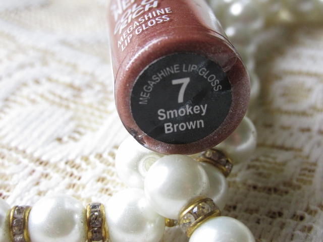 Street Wear Color Rich Mega Shine Lip Gloss in Smokey Brown Is it A Pick or A Skip 1