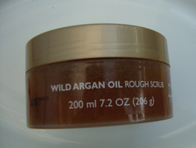 The Body Shop Wild Argan Oil Rough Scrub 2