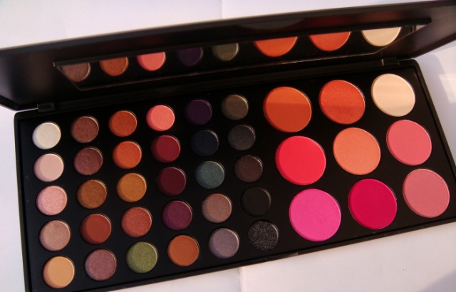 BH Cosmetics 39 Color Special Occasion Palette Is A Perfect Palette For Every Occasion 4