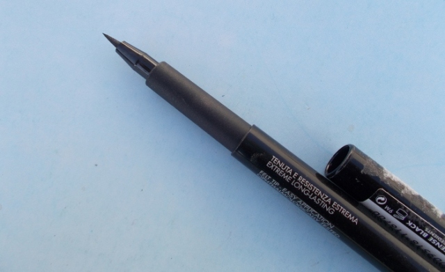 Deborah Milano 24 Ore Eyeliner Pen 01 Intense Black For Quick Black Eyes 6