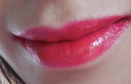 Estee_Lauder_Vengeful_Red_Pure_Color_Envy_Sculpting_Lipstick__13_