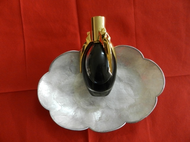 Lady Gaga Fame Black Fluid Perfume (3)
