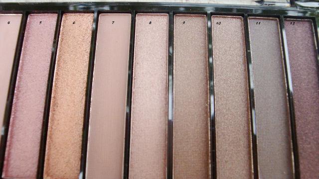 Makeup Revolution Iconic 3 Redemption Eye Shadow Palette  (10)