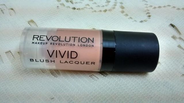 Makeup Revolution London Bloom Vivid Blush Lacquer  (2)