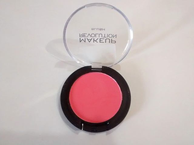Makeup Revolution London Powder Blush Hot  (5)