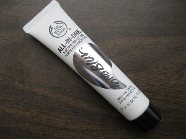 The Body Shop All-In-One Instablur Makeup Primer