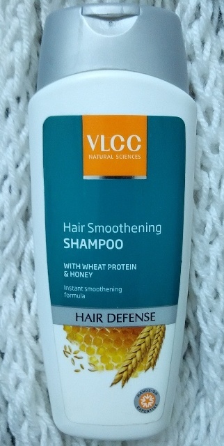 VLCC_Hair_Smoothening_Shampoo_Review__1_