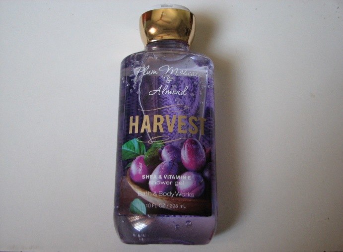 Bath And Body Works Harvest Plum Moscato And Almond Shower Gel Review