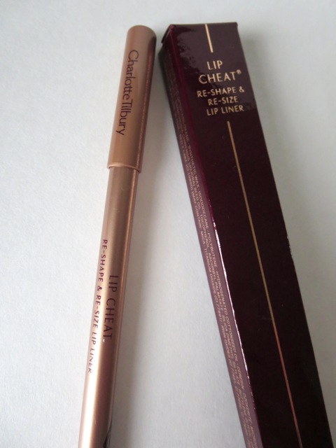 Charlotte Tilbury Pink Venus Lip Cheat Re Shape & Re Size Lip Liner (5)