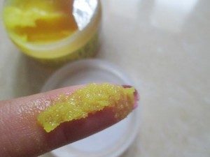 Fab India lemon and mint foot scrub  (1)