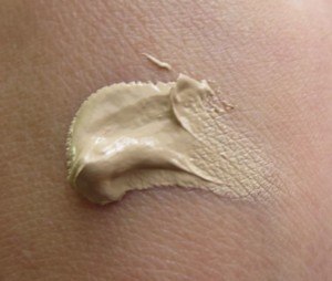 Kevyn Aucoin The Sensual Skin Enhancer Shade SX05 (1)