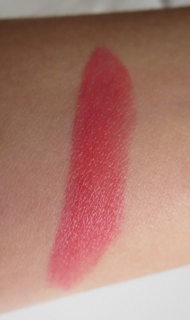 Kevyn Aucoin Yanilena The Expert Lip Color Review, Swatches (14)