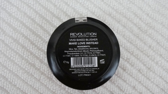 Make Up Revolution London Make Love Instead Baked Blusher (3)