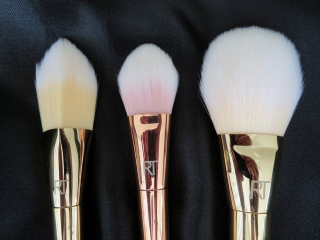 Real techniques Bold Metals Collection Brush 100 Arched Powder brush (11)