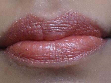 Clinique Baby Kiss Long Last Lipstick  (1)