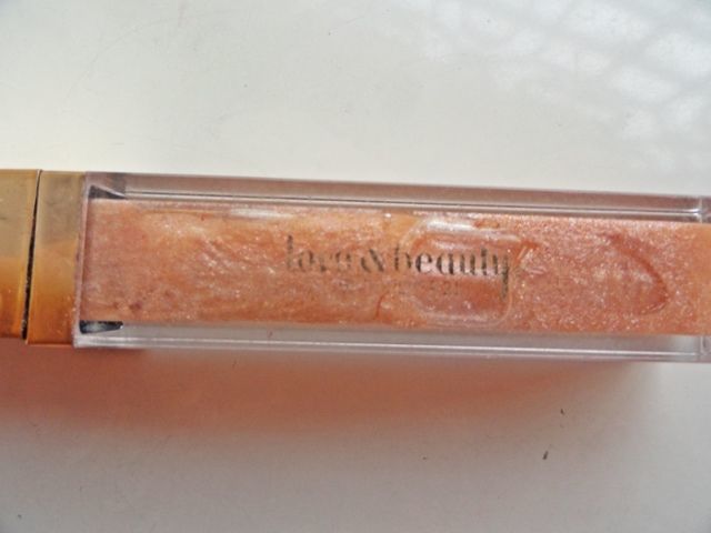 Forever 21  Nude Crystal ‘Love & Beauty’ Lip Plumper  (3)