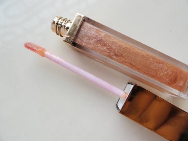 Forever 21  Nude Crystal ‘Love & Beauty’ Lip Plumper  (5)
