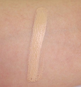 whisky ex Flecha Hourglass Illusion Hyaluronic Skin Tint Review