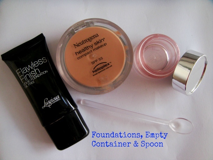 How To Mix and Match Darker and Lighter Foundation Shades To Get Your Perfect Shade