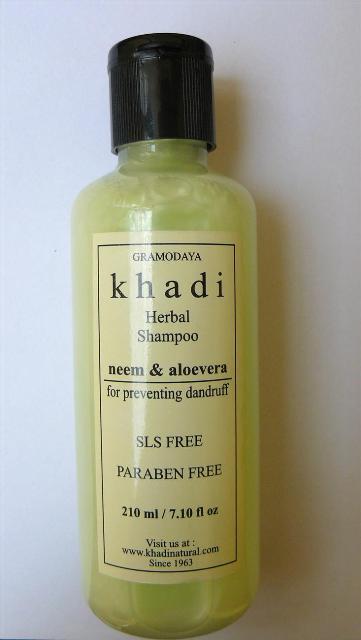 Khadi Herbal Shampoo Neem & Aloevera for Preventing Dandruff Review