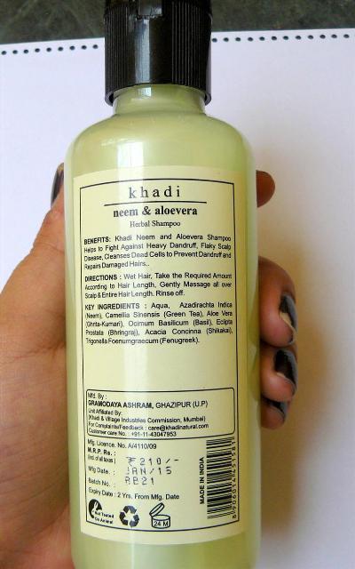Khadi herbal shampoo Neem Aloevera dandruff