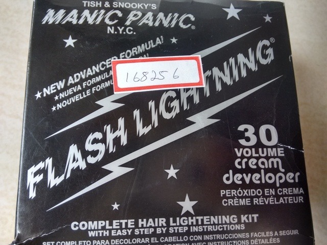 Manic Panic Flash Lightning Hair Bleach Ki (2)