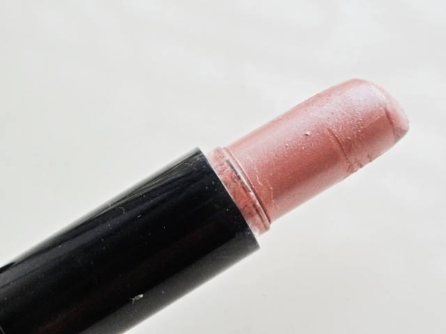 NYX Frosted Beige Round Lipstick Review (4)