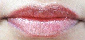 Sally Hansen #10 Gleaming Smile Brightening Lip Treatment (8)