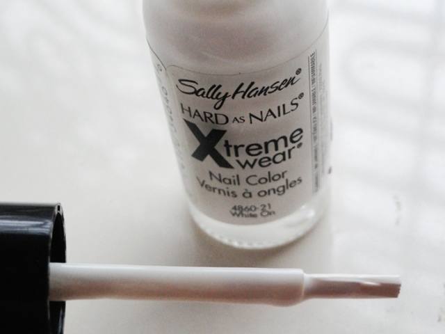 Sally Hansen 3 nail paints
