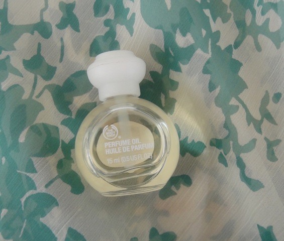 The Body Shop Indian Night Jasmine Perfume Oil (1)