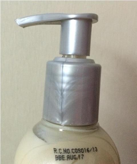 The Body Shop Vanilla Brulee Shimmer Lotion (3)
