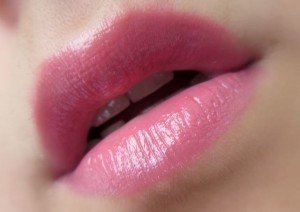 Urban Streak Decay Sheer Revolution lipstick (6)