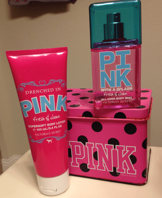  Victoria_s_Secret_Pink_Fresh_and_Clean_Body_Mist_and_Lotion_Review