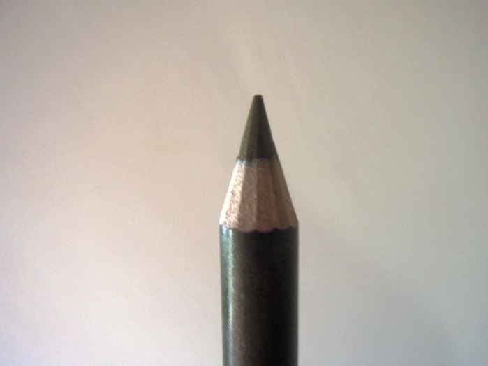 Wet n Wild Color Icon Olive Eyeliner Pencil Review