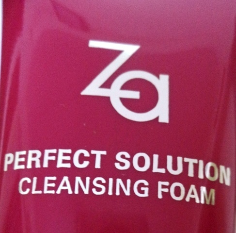 ZA PERFECT SOLUTION CLEANSING FOAM