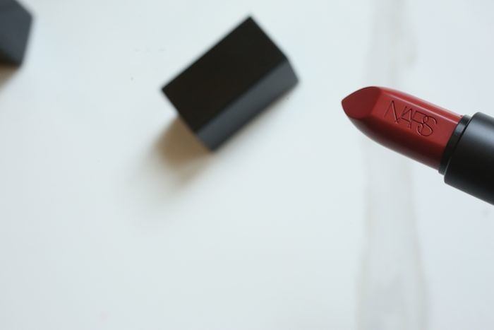 nars-audacious-lipstick-leslie-review