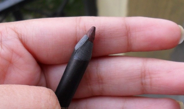 revlon flirty brown eyeliner pencil (1)
