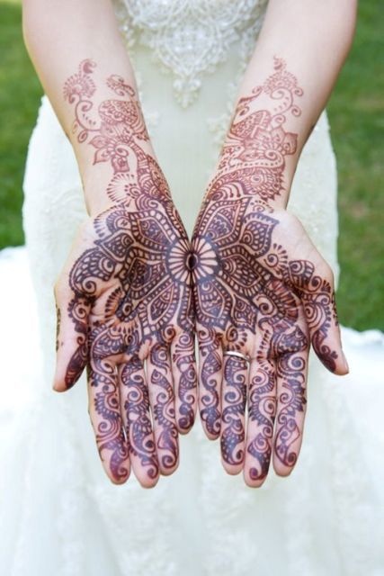 5 Great ways of fading Henna designs quickly