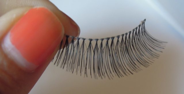 Ardell-Natural-Lashes-#117-4