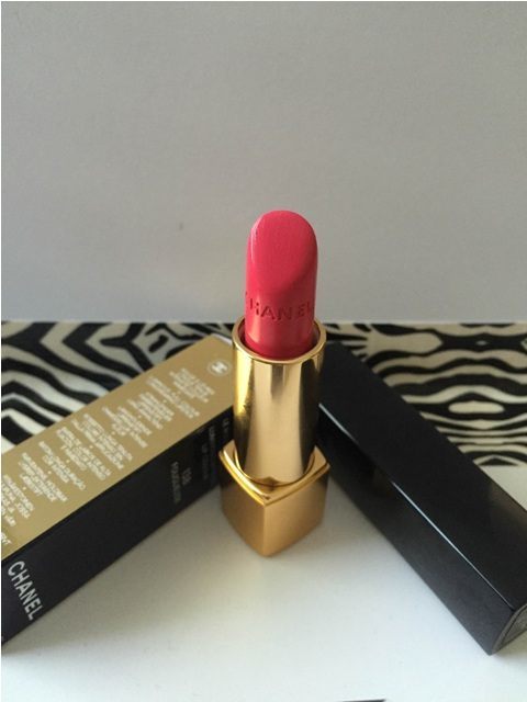 Chanel 138 Fougueuse Rouge Allure Intense Long-Wear Lip Colour Review