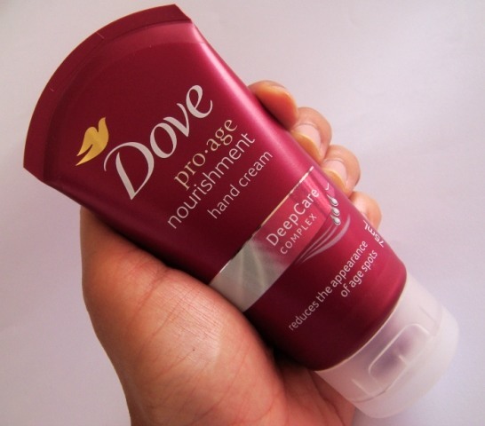 Dove Pro age Nourishment Hand Cream