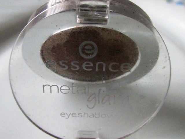 Essence Chocolate Jewellery Metal Glam Eyeshadow Review