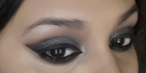 Few Shades of Grey Smokey Eye Makeup Tutorial