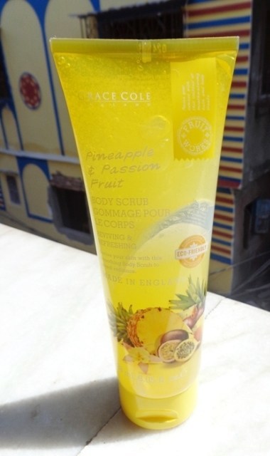 Grace Cole Pineapple and Passion Fruit Body Scrub (6)