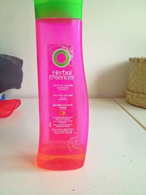 Herbal Essences Uplifting Volume Shampoo (3)