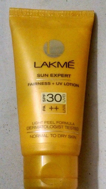 Lakmé Sun Expert Fairness + UV Lotion SPF 30 PA ++ Normal to Dry Skin (2)