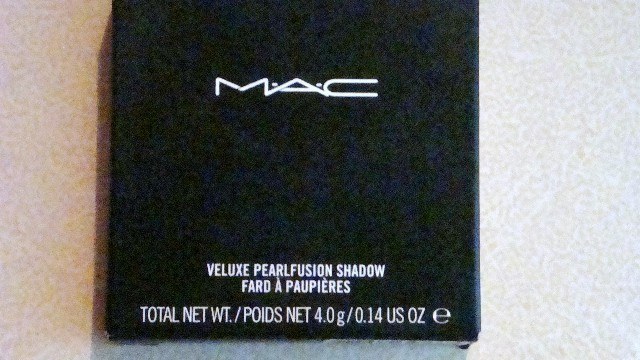 M.A.C. Veluxe Pearlfusion Eyeshadow Palette Amberluxe (19)