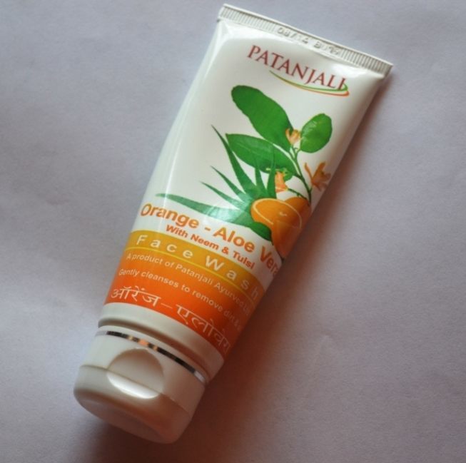 Patanjali Orange and Aloe Vera Face Wash Review
