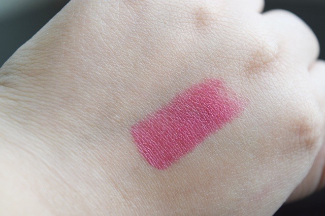 Rimmel London Lasting Finish by Kate Moss Shade 05 (4)