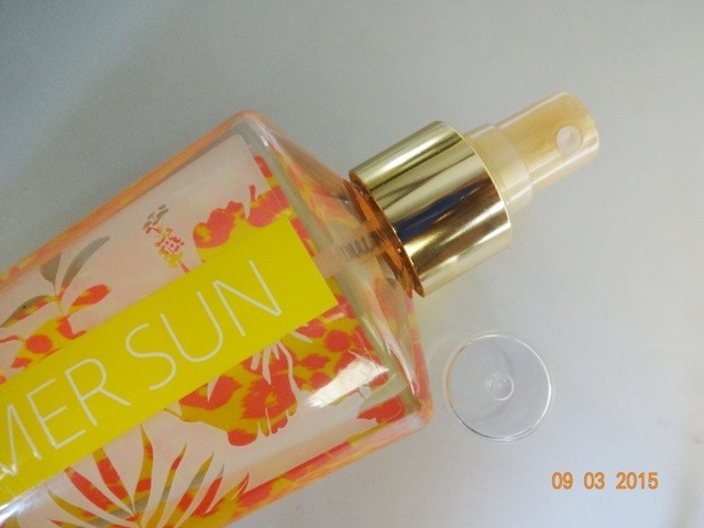 Victoria’s Secret Summer Sun Fragrance Mist  (1)